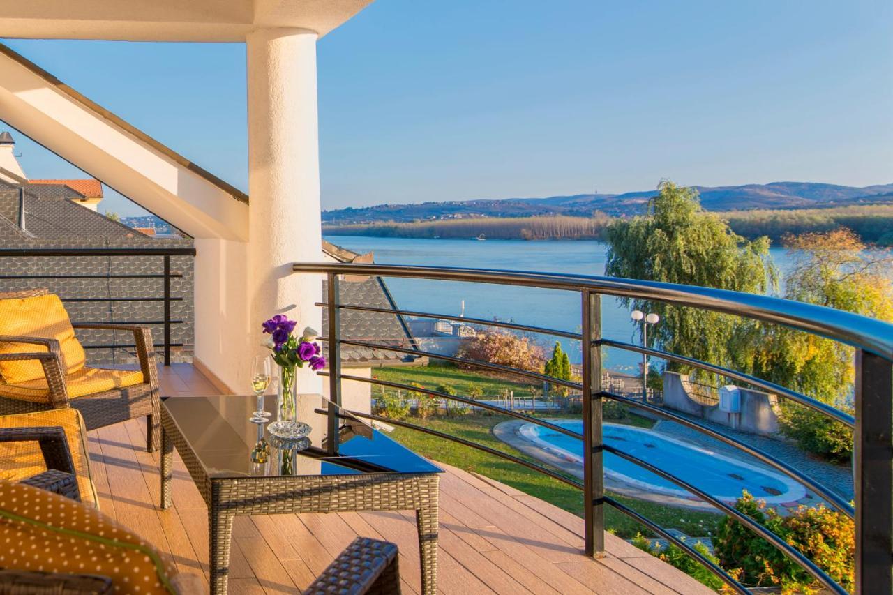 Guest House Panorama Aqualux With Free Parking โนวีซาด ภายนอก รูปภาพ
