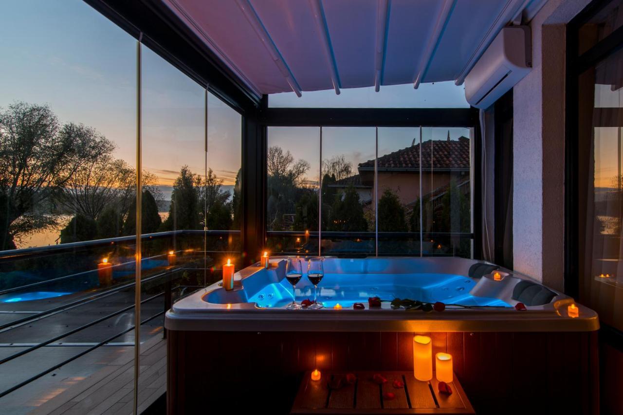 Guest House Panorama Aqualux With Free Parking โนวีซาด ภายนอก รูปภาพ